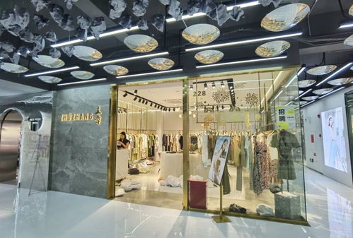 從 世界工廠 到 原創(chuàng)基地 南山區(qū)荔秀服飾文化街的華麗升級(jí)